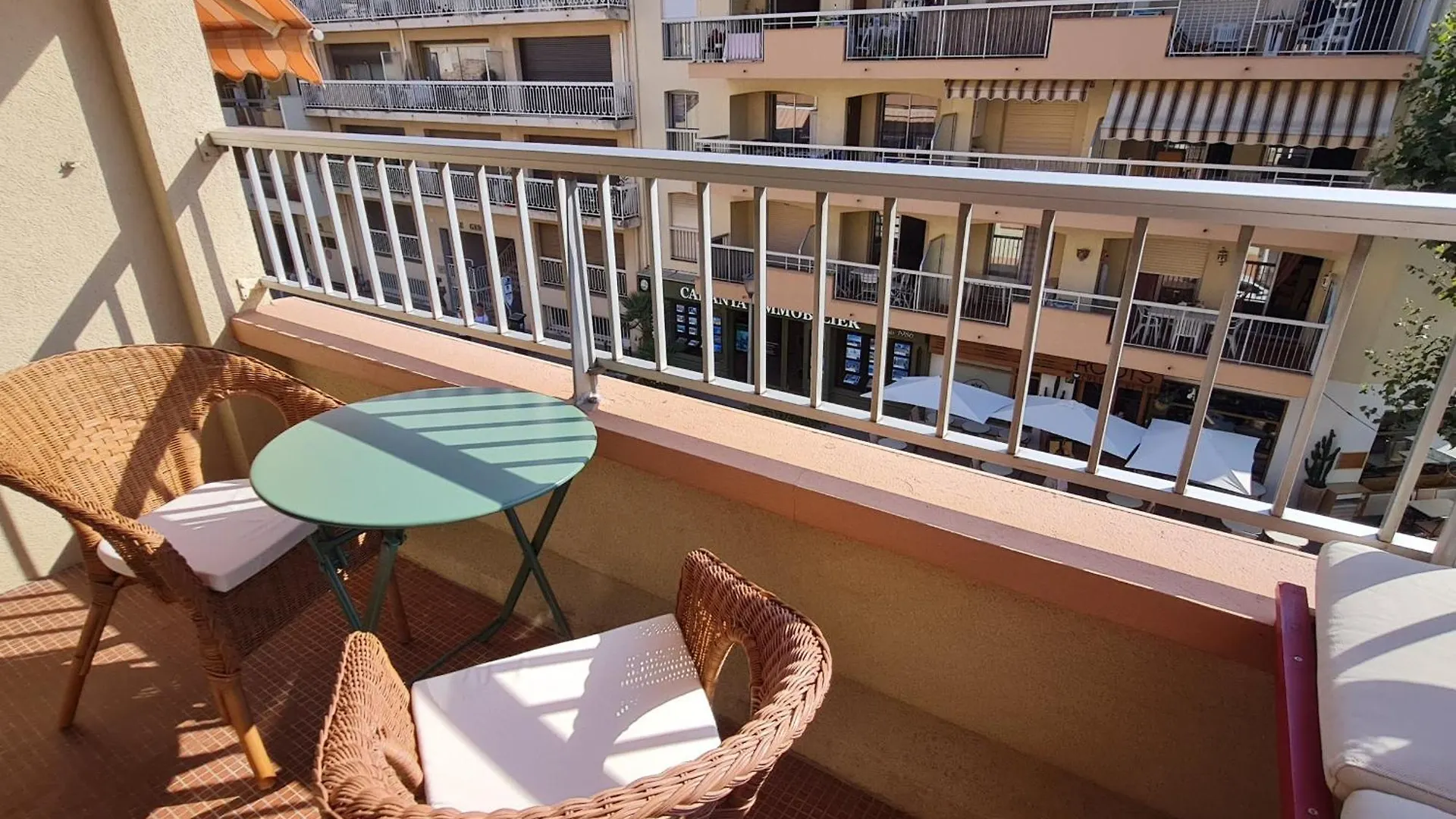 Appartement Climatise 2P Avec Garage, Balcon, Centre-Ville, 50M Plage, Sainte-Maxime - Fr-1-780-36 Apartment